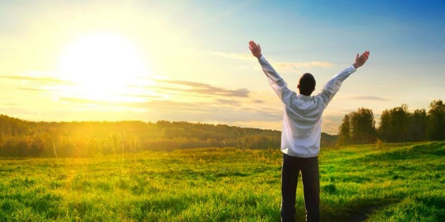 Mükemmel bir D vitamini kaynağı olan güneşe çıkmanın tam zamanı