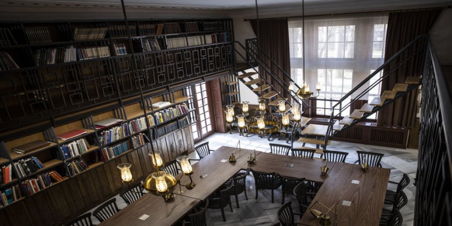 Cumhuriyet'in ilk milli kütüphanesi 7/24 esasıyla okuyucularını ağırlıyor