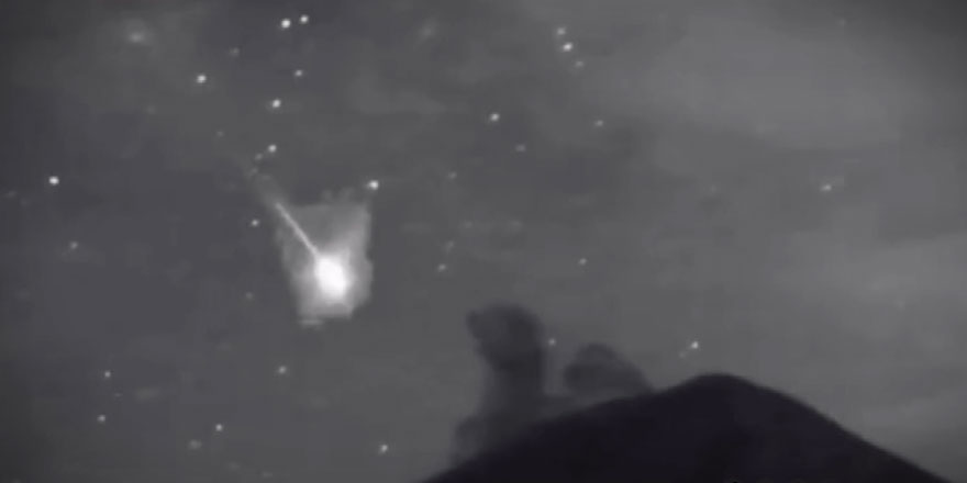 Meksika’daki Popocatepetl yanardağı yakınlarında göktaşı görüldü