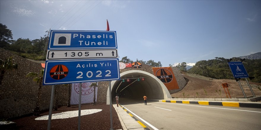 Turizm kenti Antalya'da Phaselis Tüneli hizmete açıldı