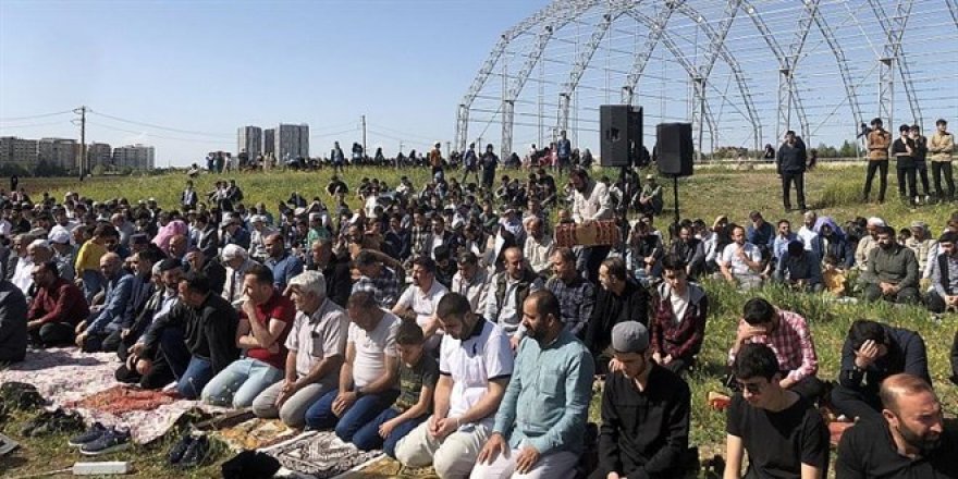 Diyarbakır'da yağmur duası yapıldı
