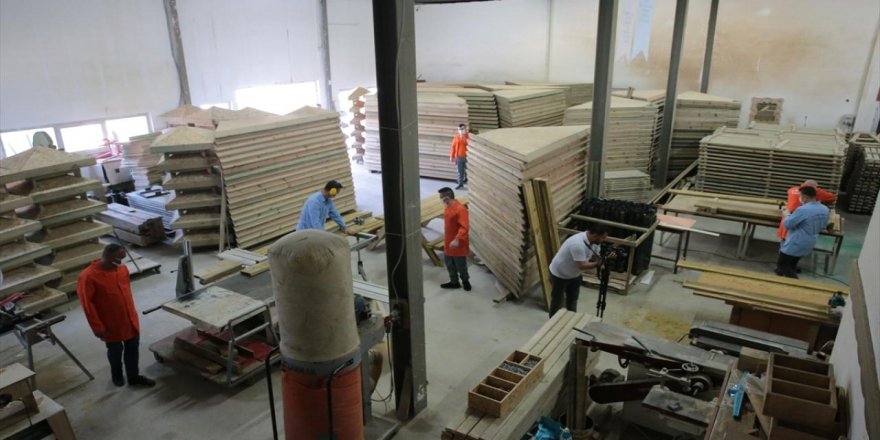 Bu cezaevi 10 yıldır fabrika gibi üretim yapıyor
