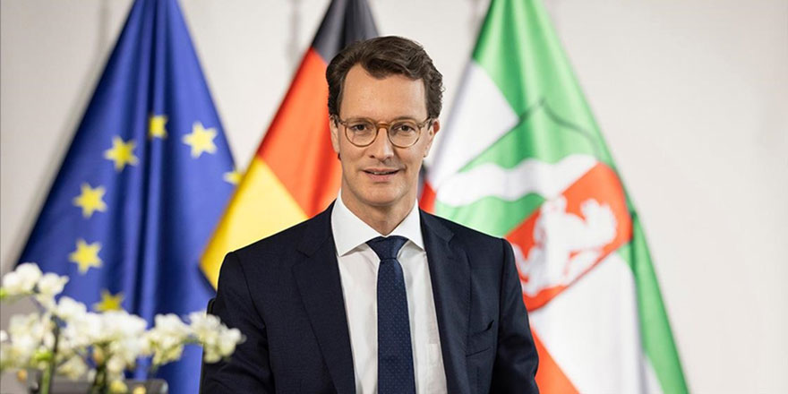 Almanya'nın KRV Başbakanı, Türk ve Müslüman göçmenler hakkında konuştu