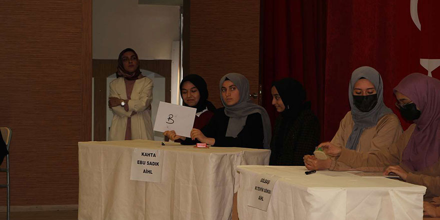 Adıyaman'da "İmam Hatipler Yarışıyor" bilgi yarışmasının finali yapıldı