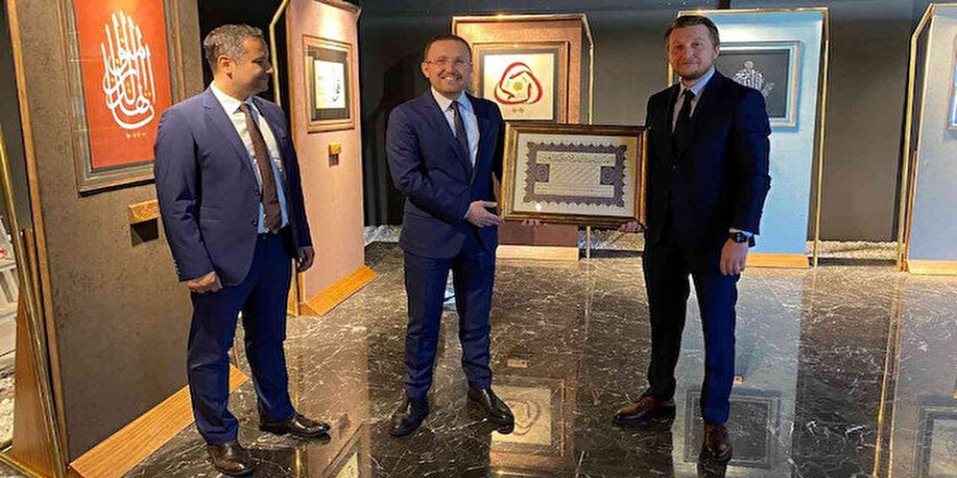 'İman Ayetleri Hat Sergisi' Albaraka Sanat Galerisi'nde açıldı