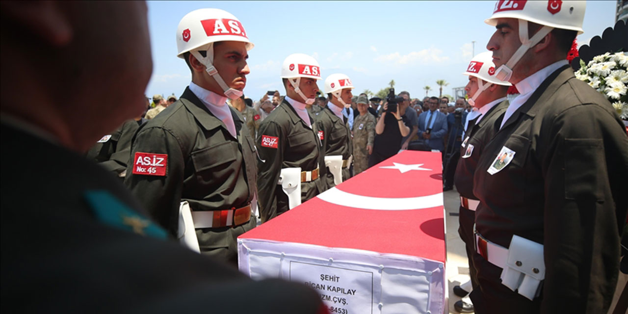 Türkiye şehitlerini uğurluyor