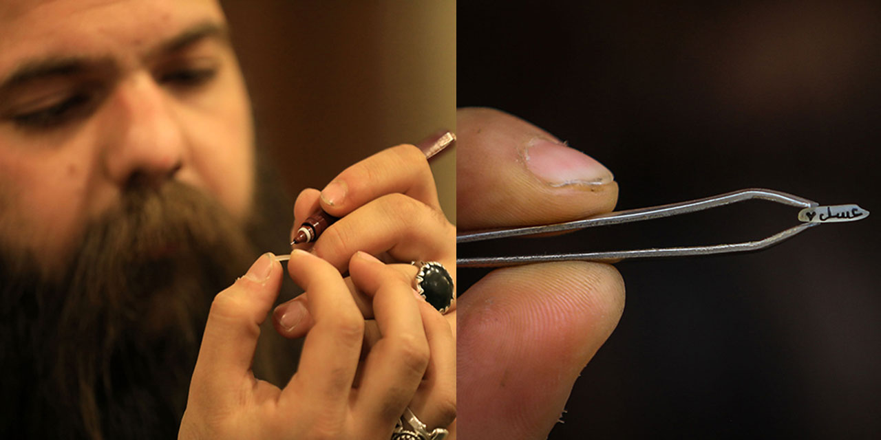 Pirinç tanesinin tek yüzüne İhlas Suresi'ni yazdı