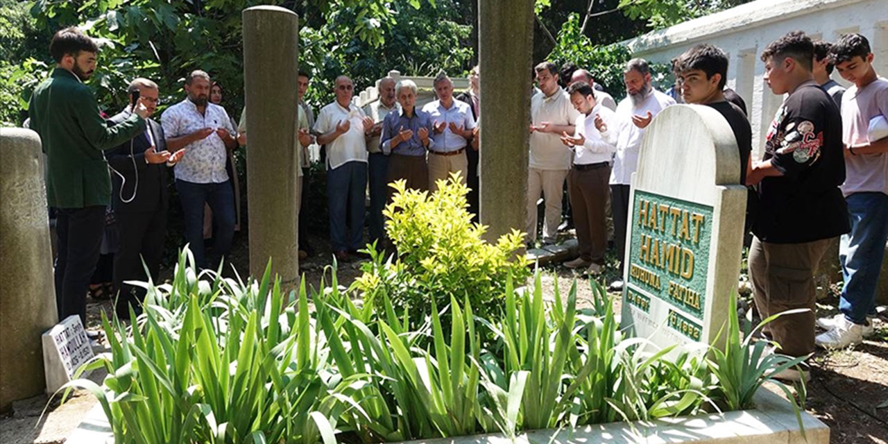Hattat Hamid Aytaç, vefatının 40. yılında kabri başında anıldı