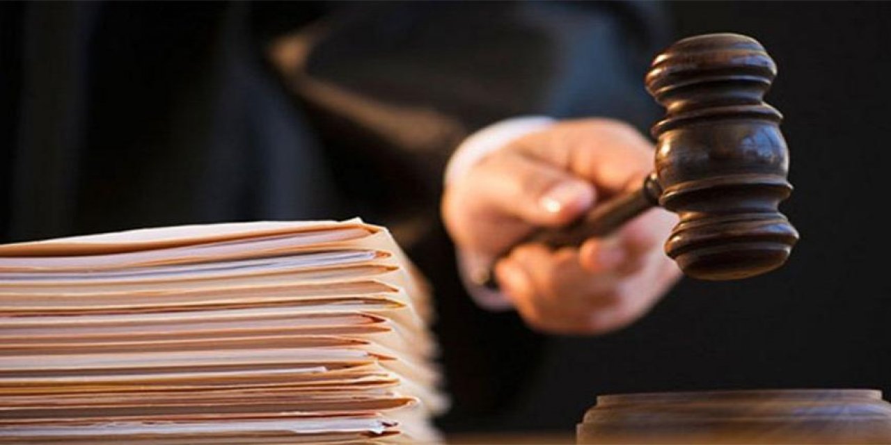 Antalya'da bir lisede Kur'an'ın tekmelenmesi üzerine soruşturma başlatıldı