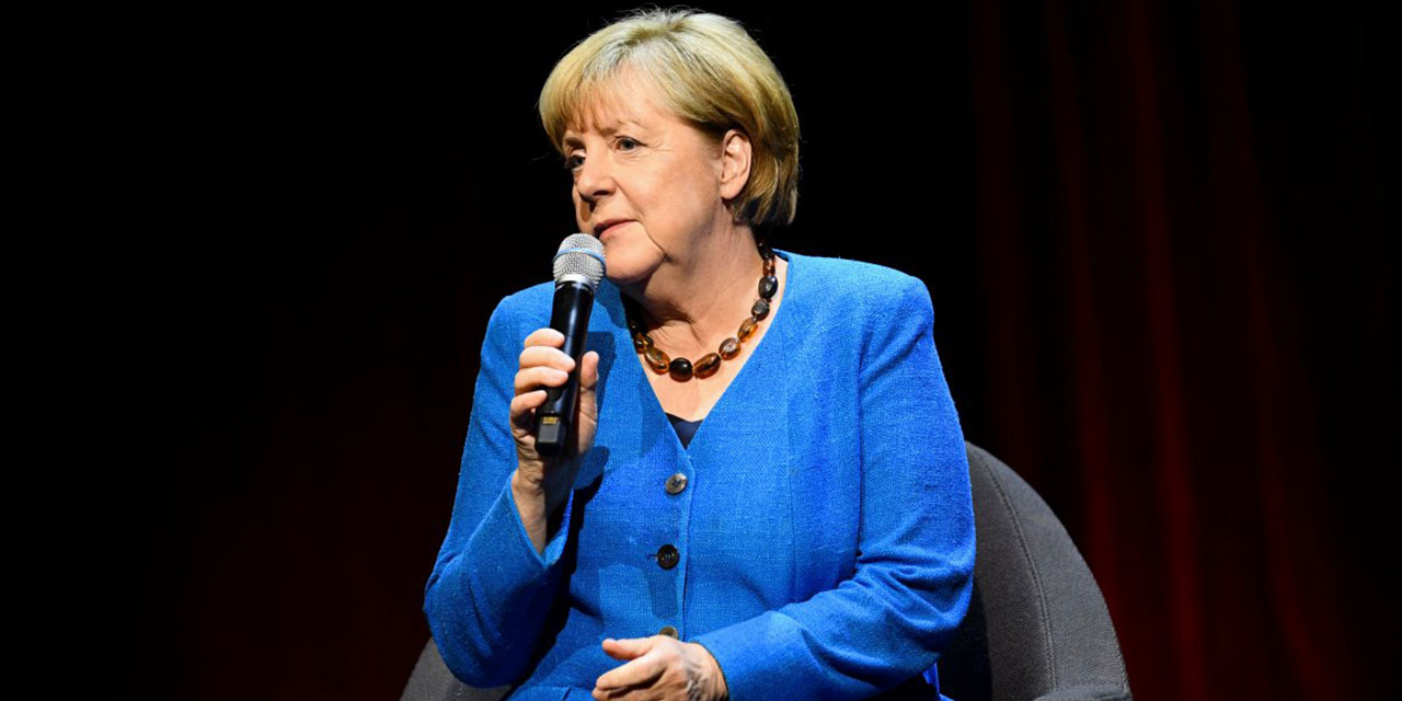 Emekli başbakan Merkel: Kenardan yorum yapmak görevim değil