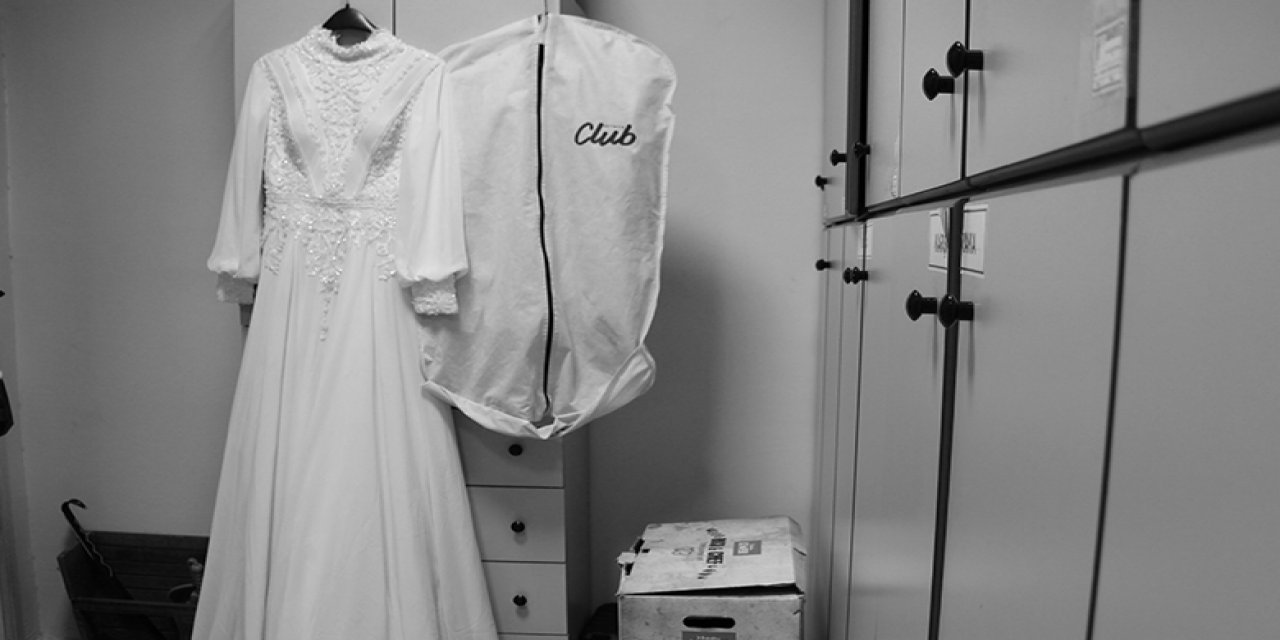 Belediye otobüsünde takma diş de unutan var gelinlik de!