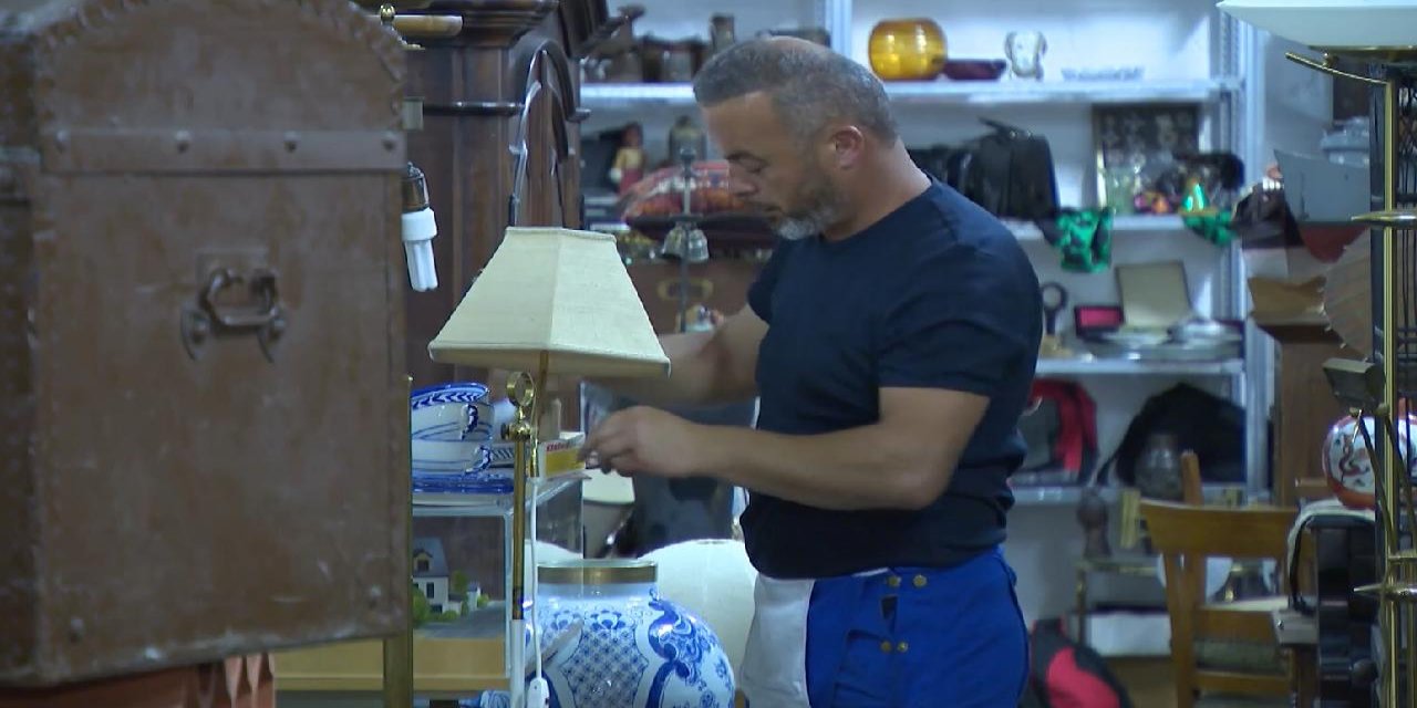 Bulduğu 557 bin euro'yu sahibine veren Müslüman Almanya'da gündem oldu