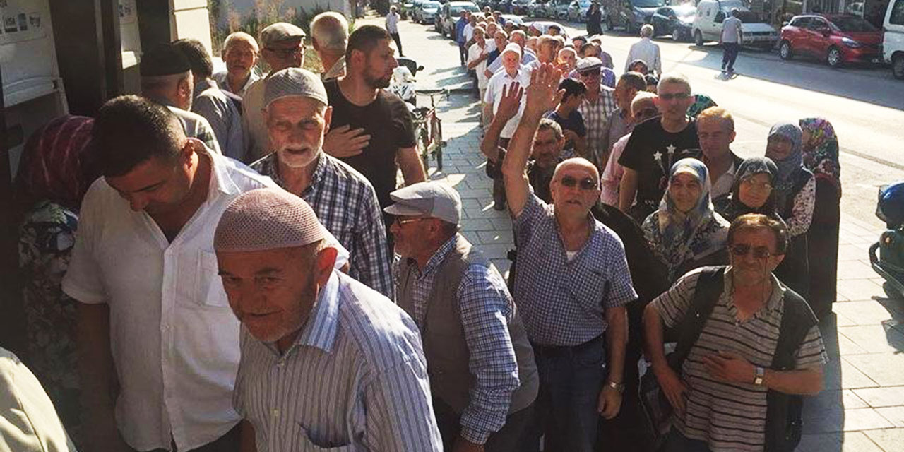 Türkiye'nin emekli sayısı bir çok ülke nüfusundan büyük