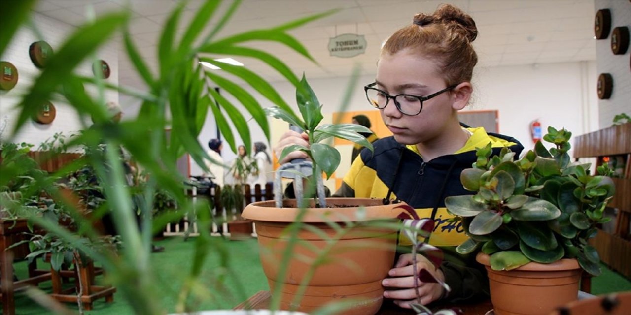 Öğrenciler "Tohum Kütüphanesi"yle ata tohumlarını geleceğe taşıyor