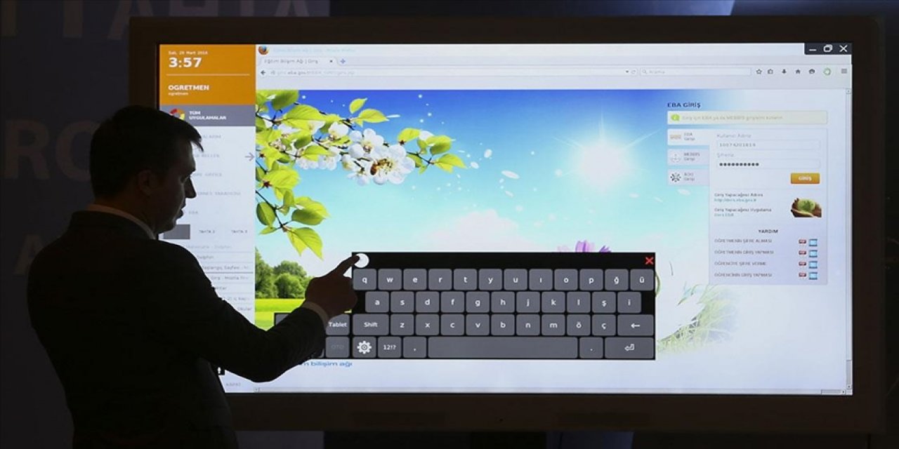 Okulların teknolojik imkanları geliştiriliyor