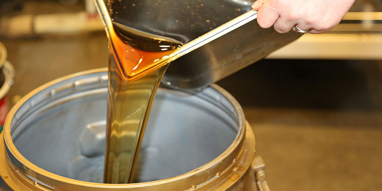 Atık yağlara mobil takip