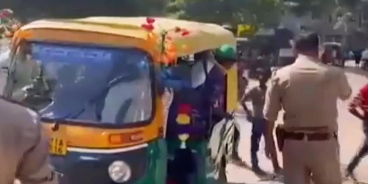 3 kişilik araca 27 kişi bindi