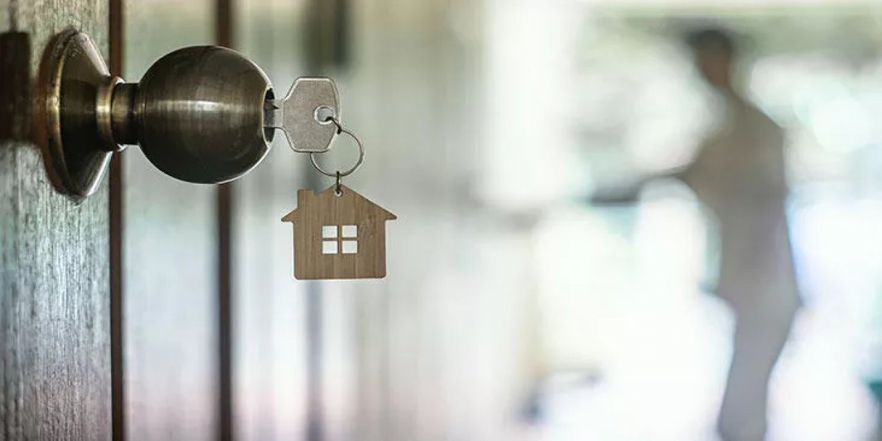 Türkiye'de siyahi vatandaşa ev vermeyen emlakçıya ceza