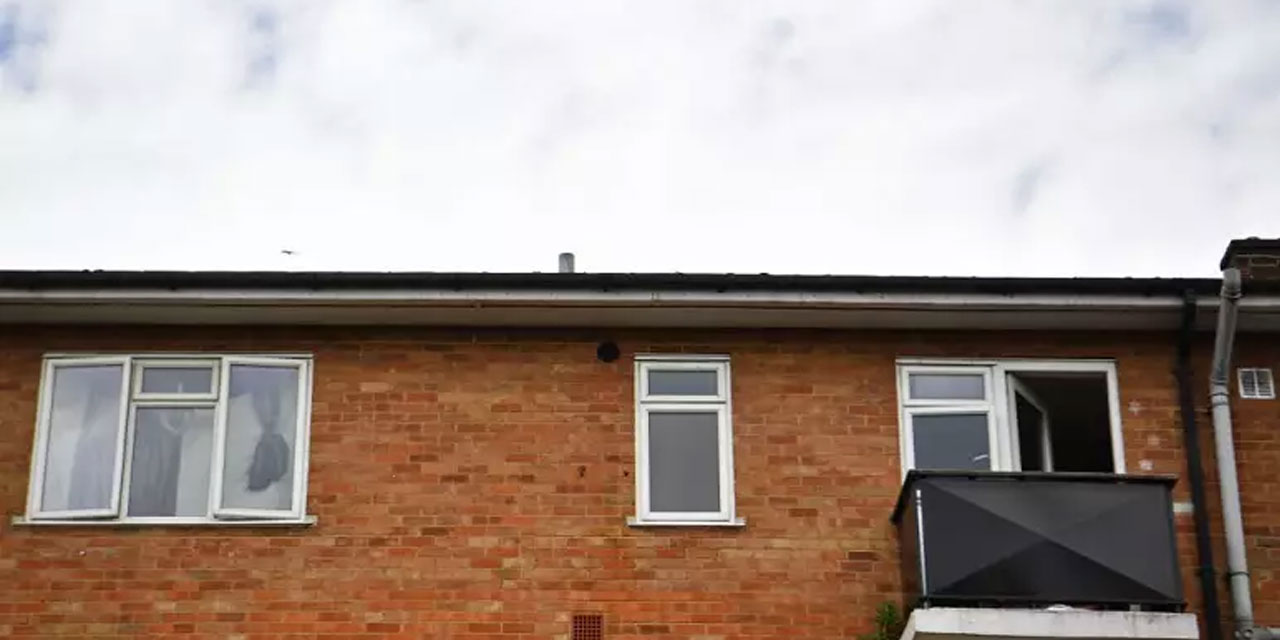 İngiltere'de evinde ölen kadın 2 yıl sonra fark edildi