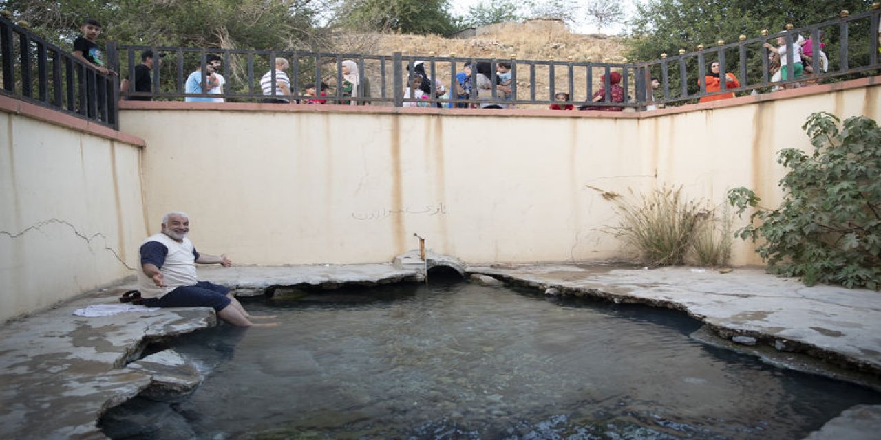 Halepçe'deki kaplıca deri hastalıklarını 'tedavi edici' özelliğiyle tercih ediliyor