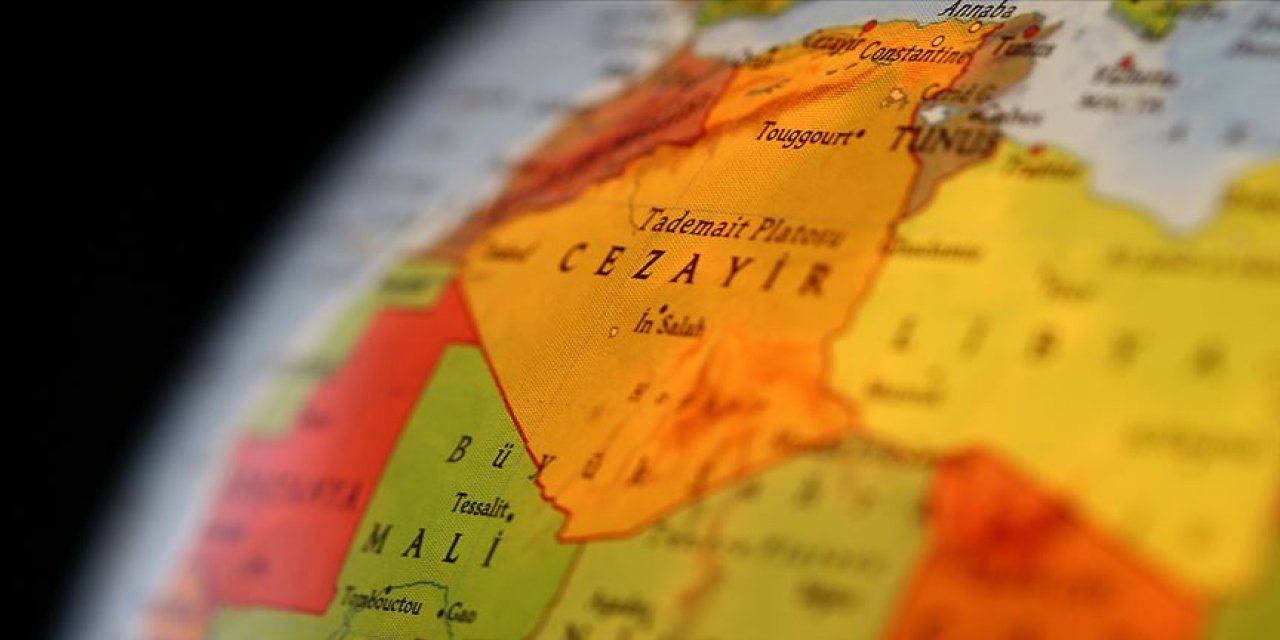 Cezayir ile Tunus arasındaki "sessiz kriz" karşılıklı ziyaretlerle aşılmaya başlandı