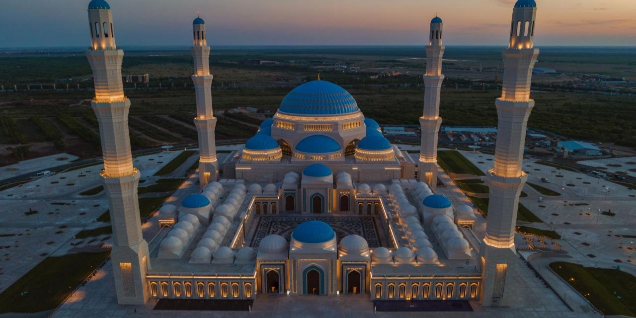 Guinness'e aday Nur Sultan Büyük Camii açılıyor