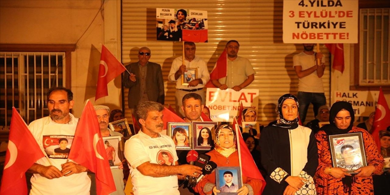 Diyarbakır annelerinin oturma eylemine iki aile daha katıldı