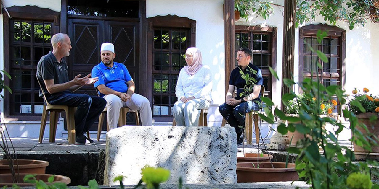 Müslüman olan 10 İngiliz Konya'da gördüklerine şaşırdı