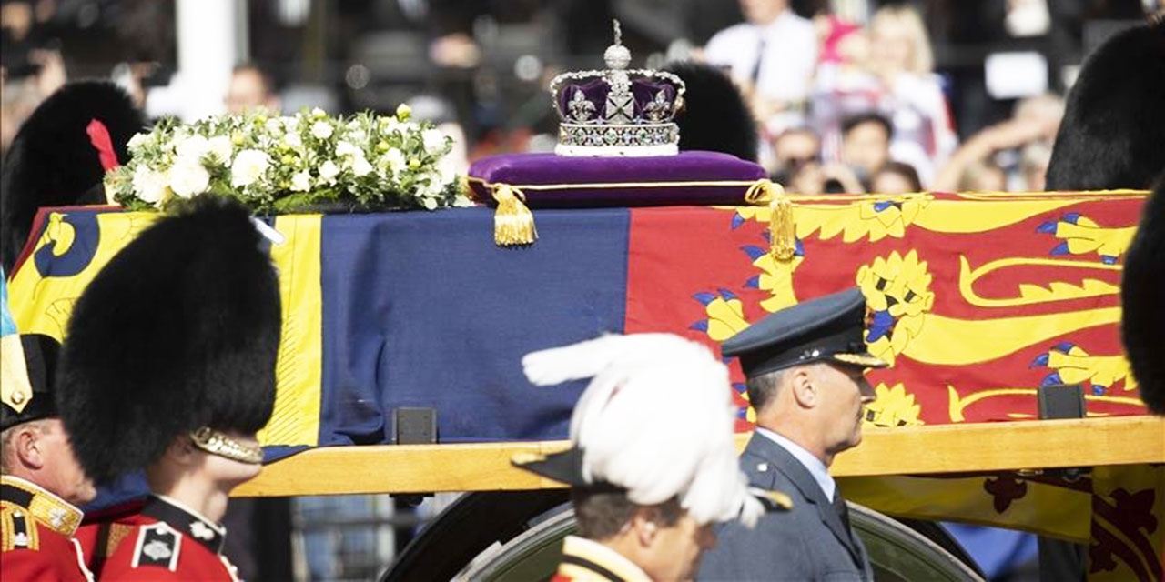 İngiltere, Kraliçe Elizabeth'in ölüm nedenini açıkladı