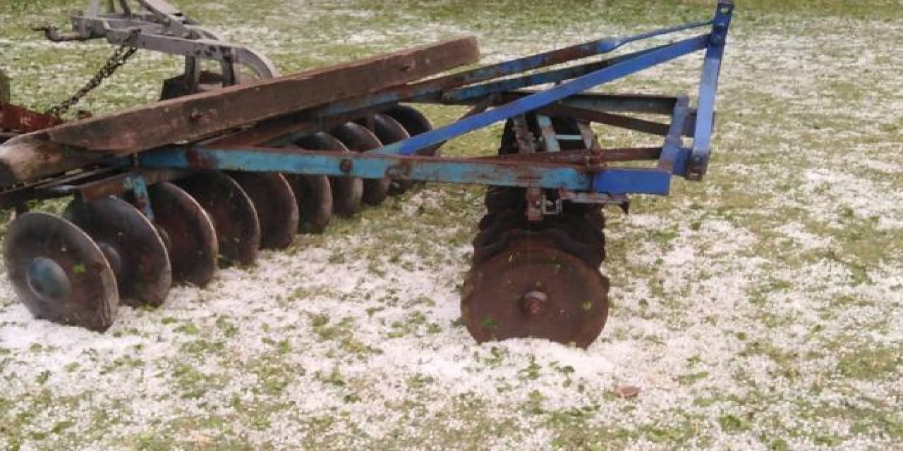 Tokat'ta sağanak ve dolu etkili oldu