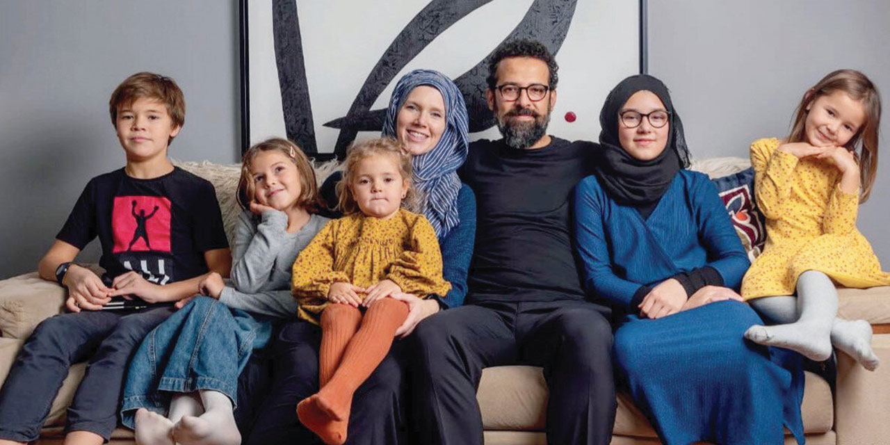 Müslüman oldu, çocuklarına İslam’ı nasıl sevdirdiğini anlattı