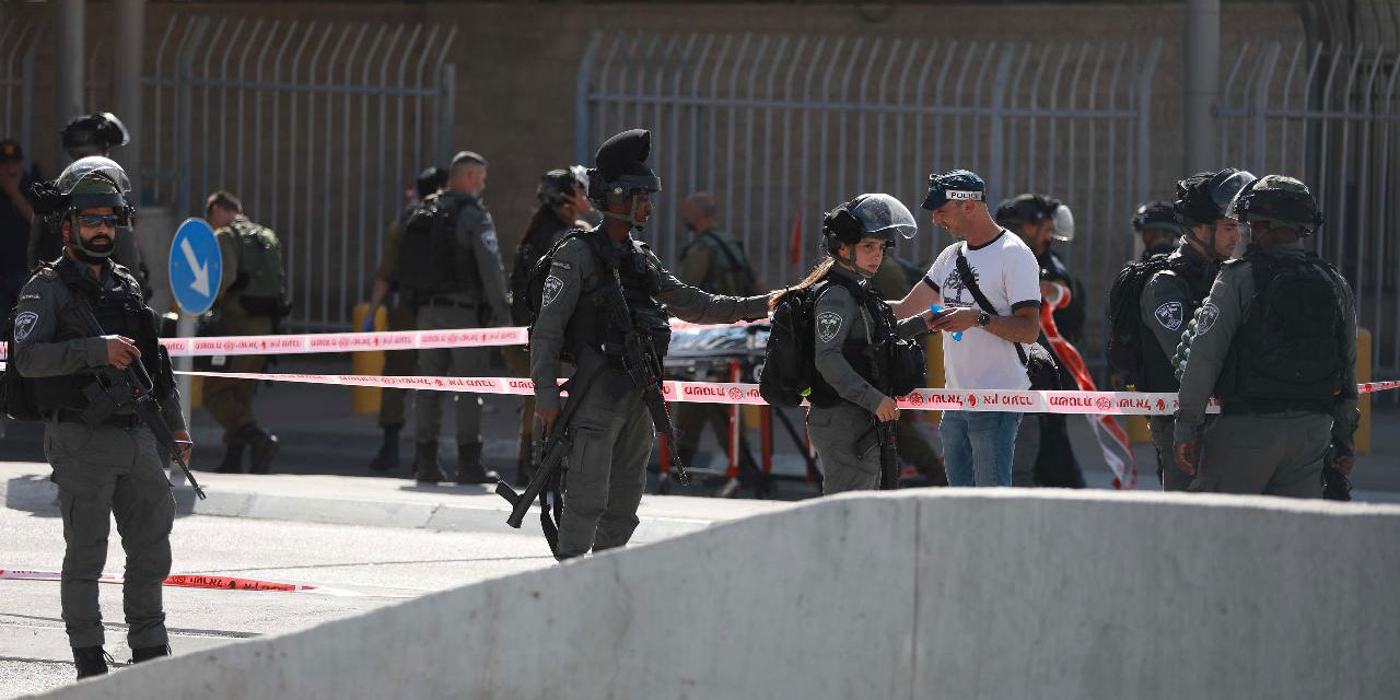 İşgalciler katliama doymuyor: Yahudi yerleşimci aracıyla Filistinlileri ezdi