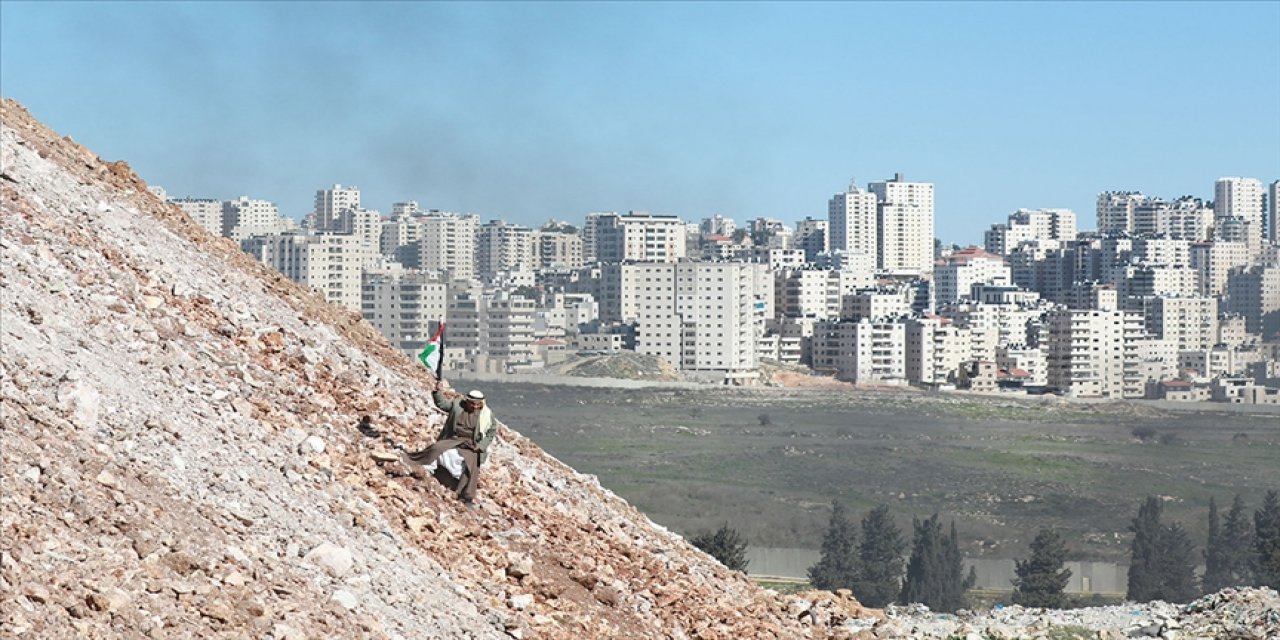 İşgalci Yahudi yerleşimciler yeni bir kaçak yerleşim kurdu