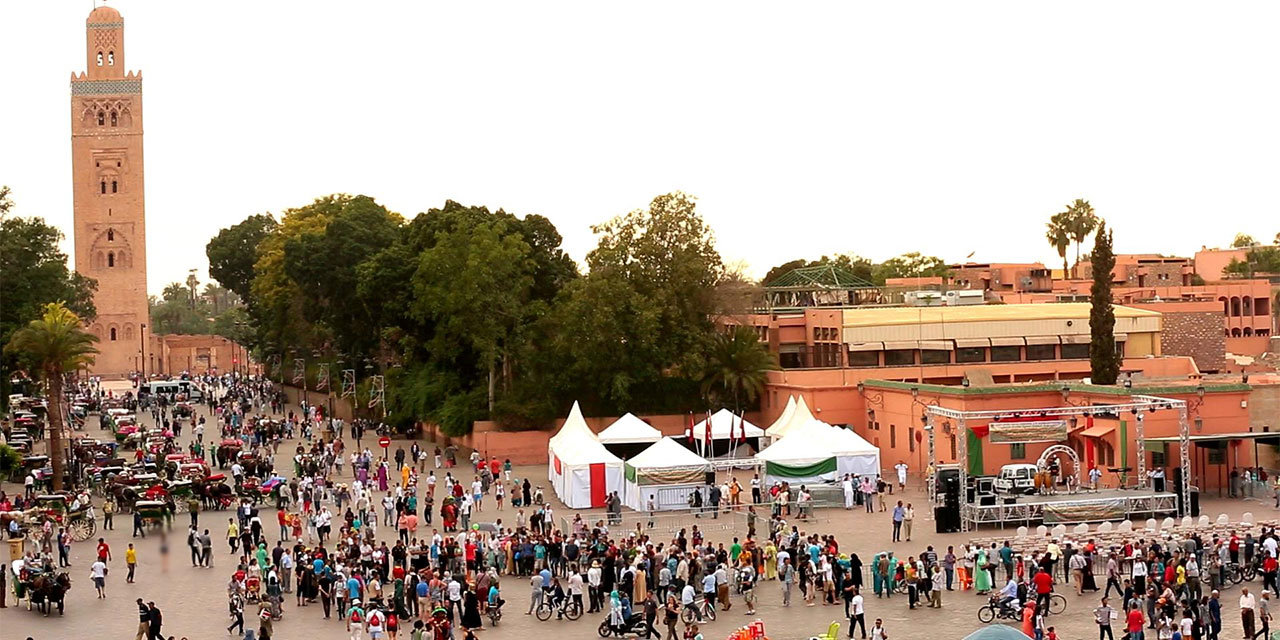 Meydanlarına heykel dikmenin yasak olduğu ülke