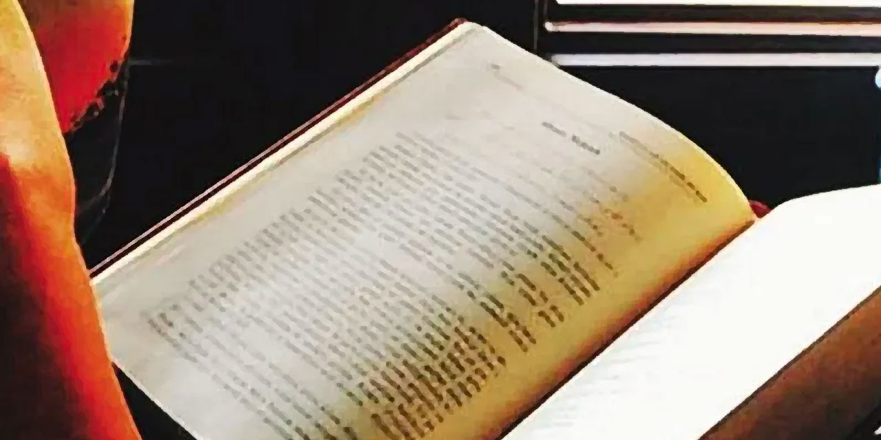 Bediüzzaman: O zâtın Haşir Risalesi'ne ilişmesinden üç cihetle memnun oldum