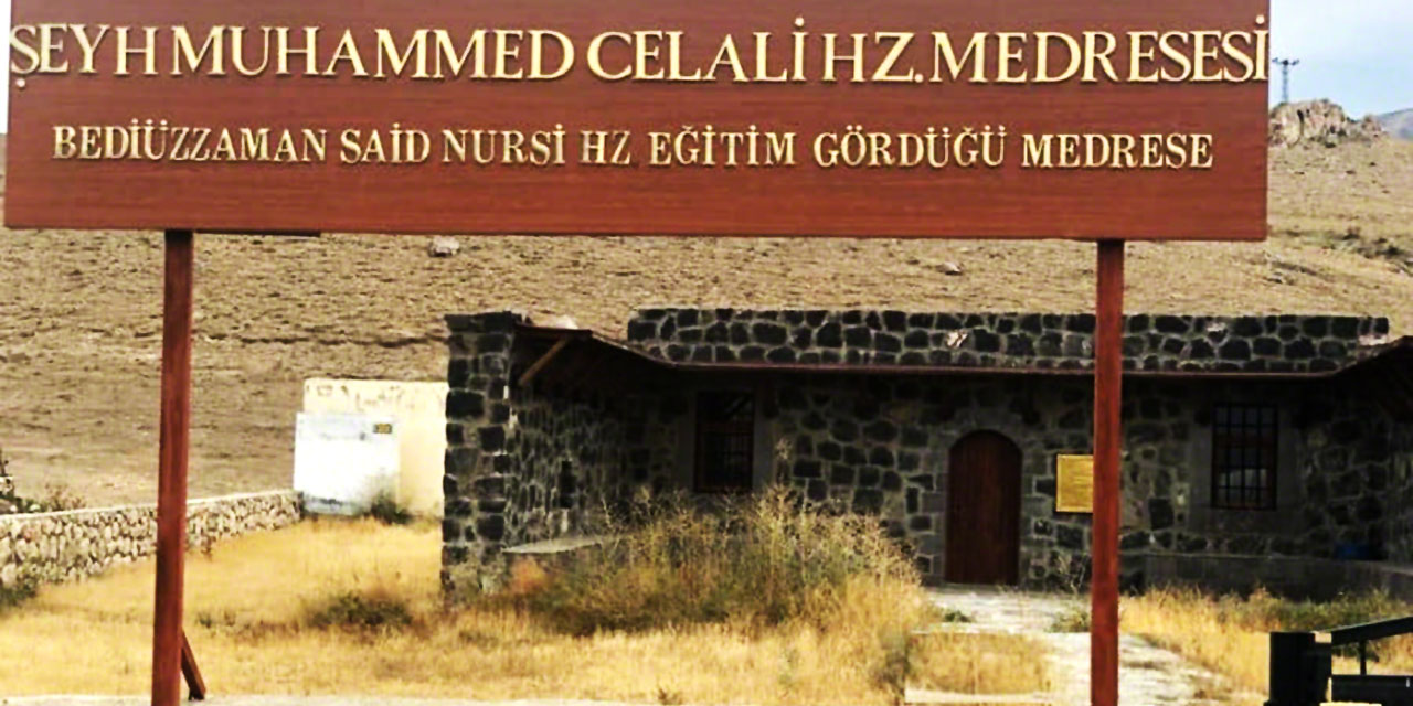 Said Nursi'nin öğrenci iken eğitim metoduna yaptığı itiraz