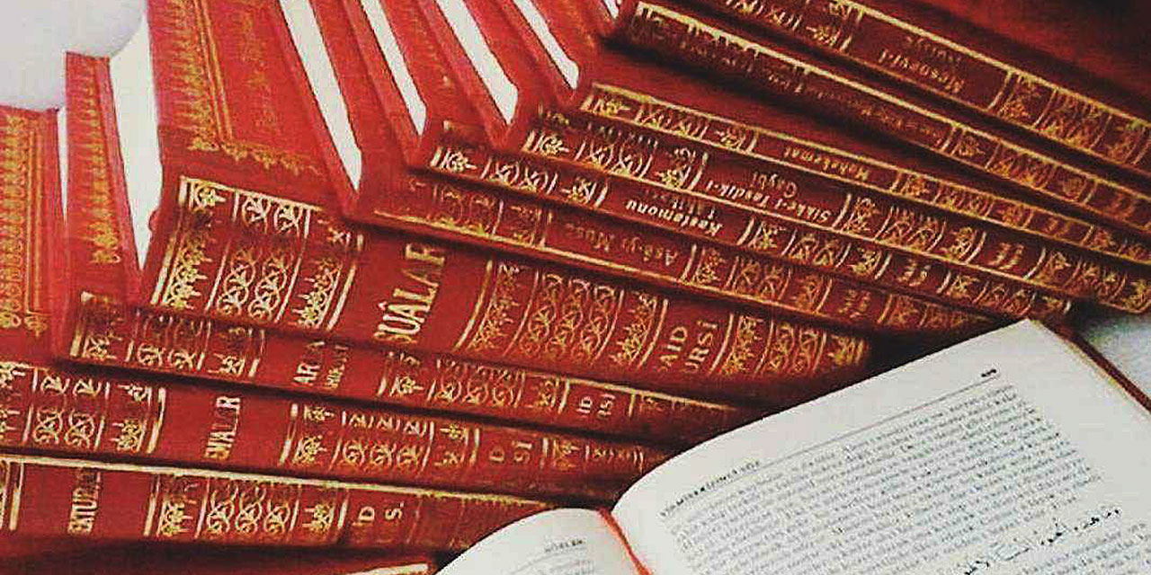 Bediüzzaman: Hizbü'l-Ekberü'l-Kur'ân'daki âyât, Risale-i Nuriyenin ruhu, esası, mâdeni, üstadı ve güneşidir