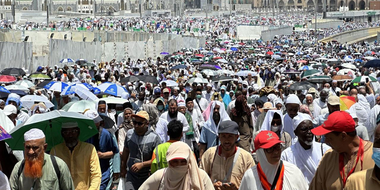 Şu ana kadar hac için bir milyondan fazla kişi geldi