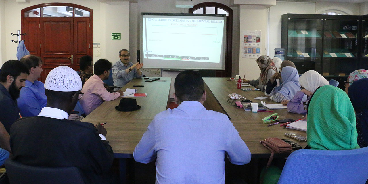 Üniversitede 'Risale-i Nur manevi yaklaşımı çerçevesinde anlam arayışı' programı