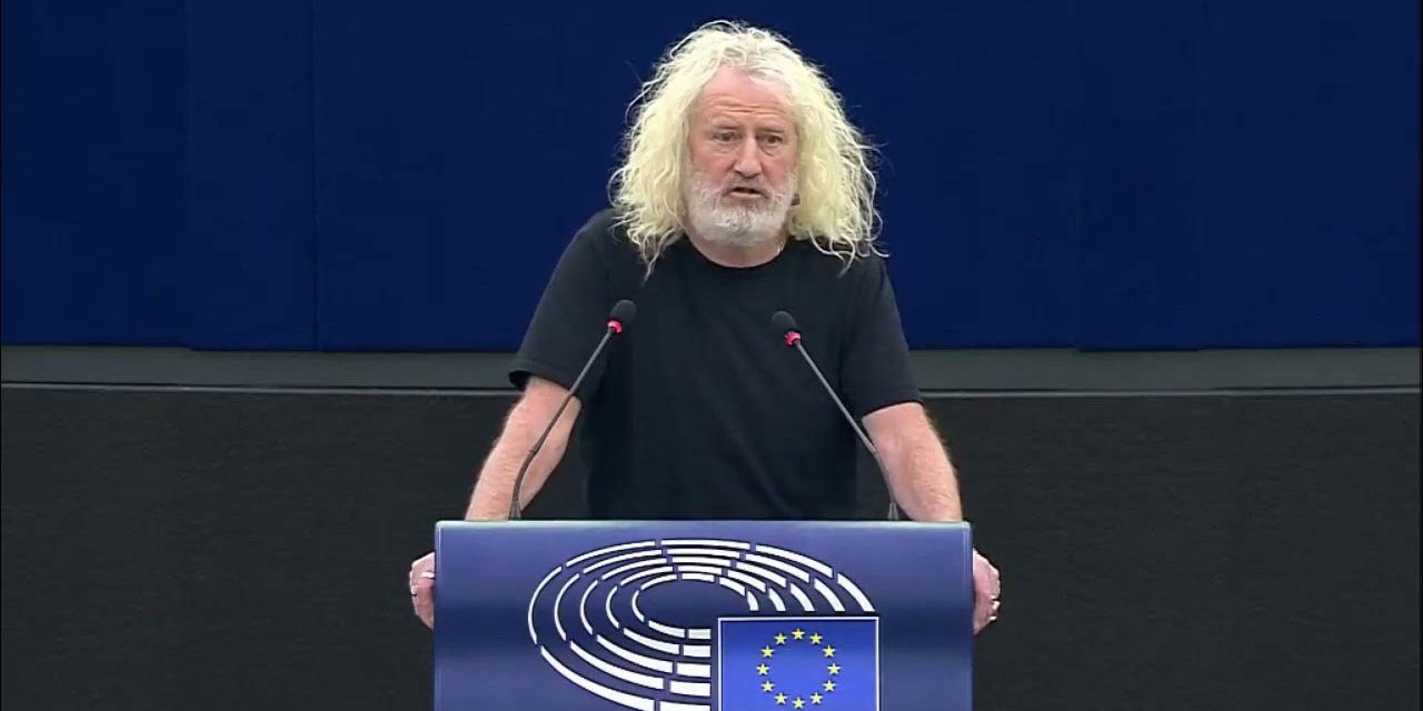 AP üyesi Wallace: Avrupa halkları hükümetlerin aksine Gazze'nin yanında