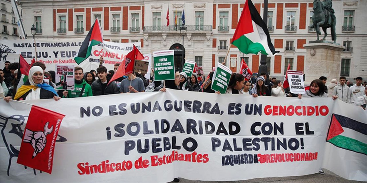 İspanya'da öğrenciler Filistin'e destek için ikinci kez ders bırakma eylemi yaptı