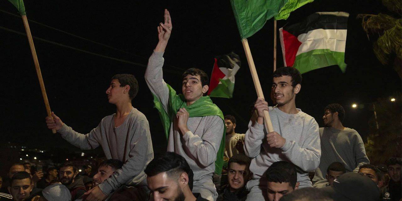 3. esir takası : Terör devleti israilin serbest bıraktığı 39 esirin tamamı çocuk