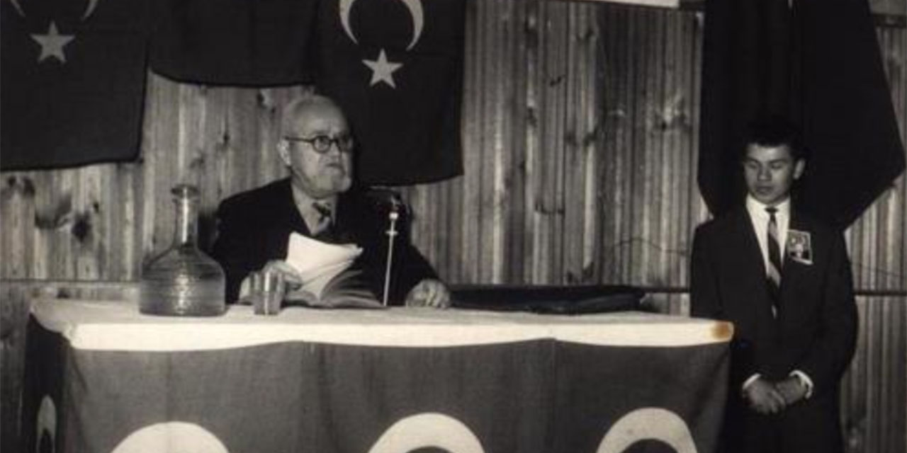 Atatürk ile milletvekilliği yapan Hasan Basri Çantay: Said Nursi haklıymış!