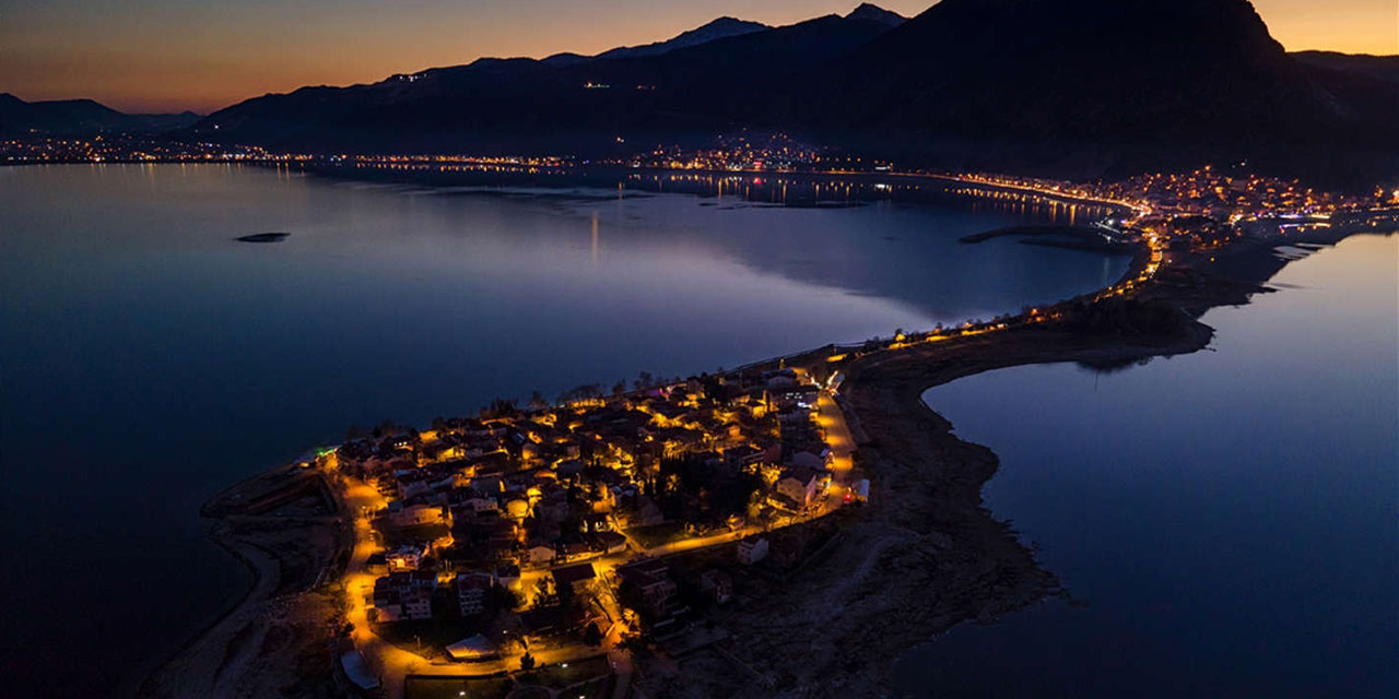 Barla'nın komşusu Eğirdir ilçesindeki Yeşil Ada