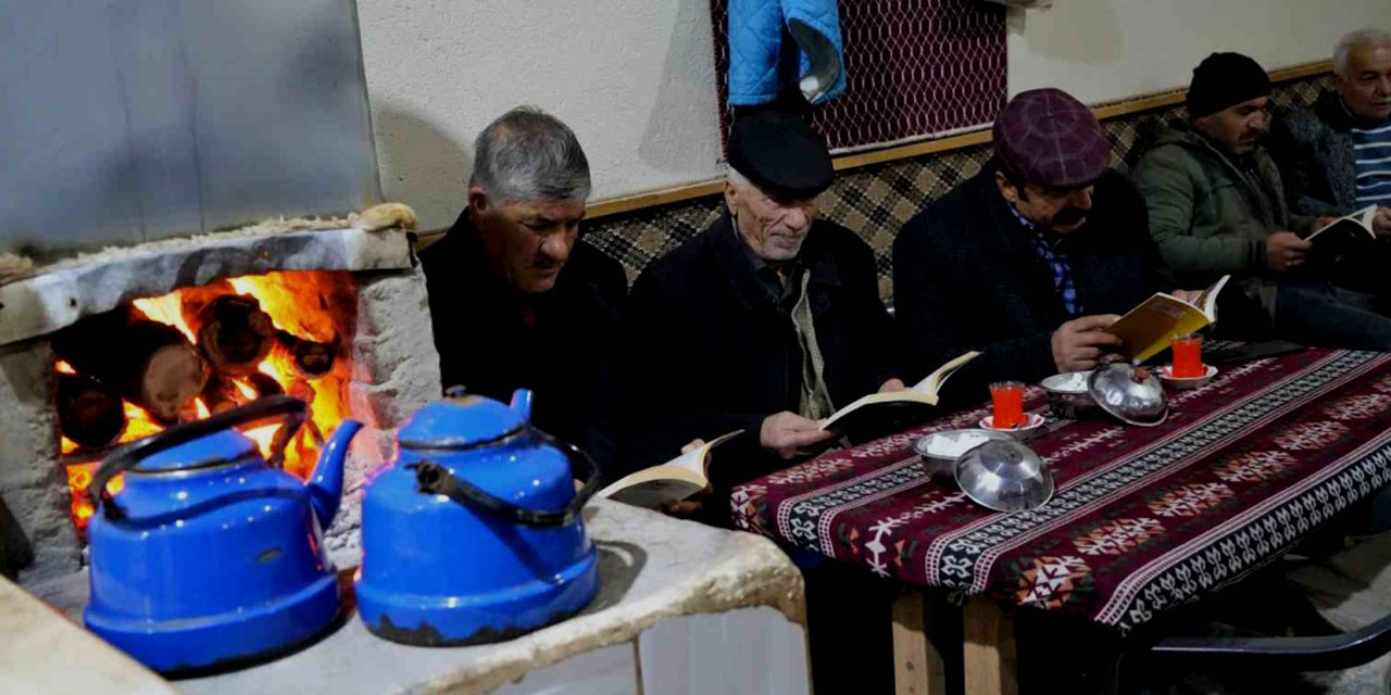 Saat 11.11'de 'Közde Çay Elde Kitap' Projesi başlatıldı