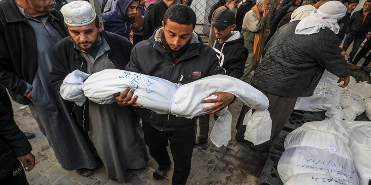 Katil israil, 7 Ekim'den bu yana Gazze'de günde en az 173 kadın ve çocuk öldürdü