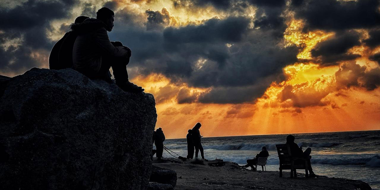 Gazze'de hüzün ve gün batımı