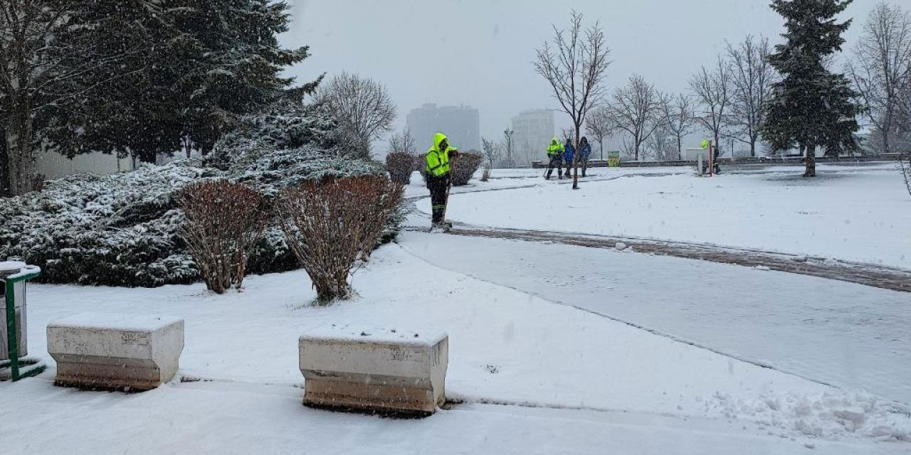 Ankara, 21 Mart'a beyaz rahmetle uyandı