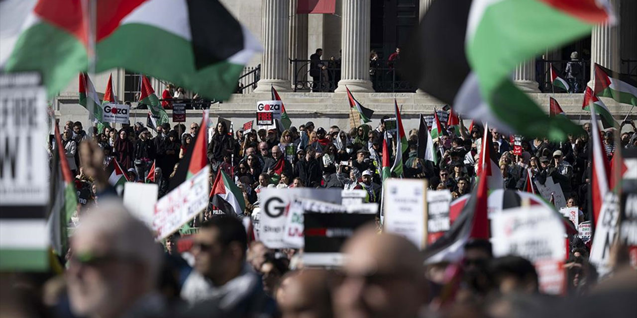 Avrupa'nın vicdanı Gazze için ayakta: Terörist israil!