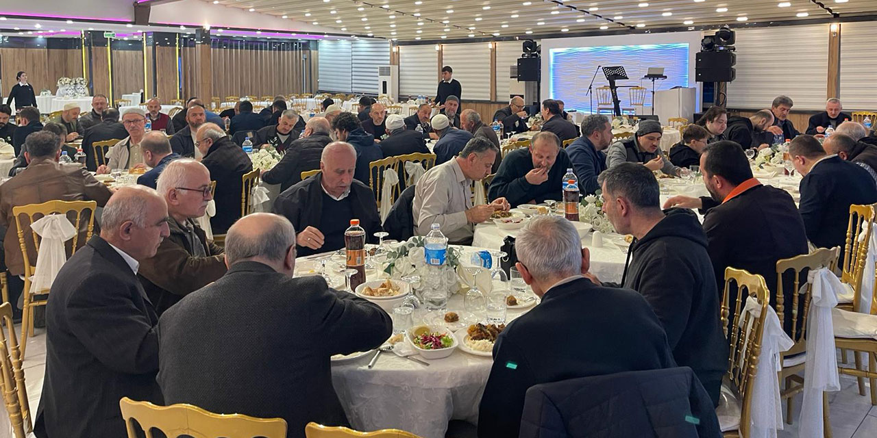 Rize’de Risale-i Nur cemaatleri geleneksel 'Ümit' iftarında bir araya geldi